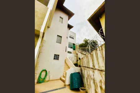 Casa à venda com 700m², 4 quartos e 2 vagas