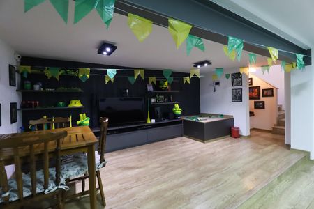 Casa à venda com 700m², 4 quartos e 2 vagas