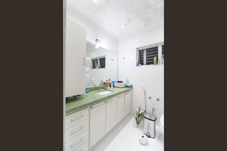 Casa à venda com 700m², 4 quartos e 2 vagas