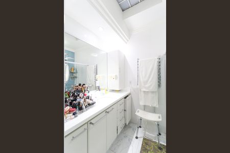 Casa à venda com 700m², 4 quartos e 2 vagas