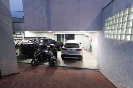 Casa à venda com 700m², 4 quartos e 2 vagas