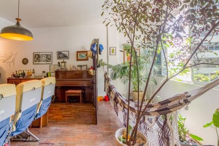 Apartamento à venda com 2 quartos, 96m² em Lagoa, Rio de Janeiro