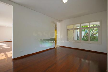 Casa à venda com 4 quartos, 465m² em Retiro Morumbi, São Paulo