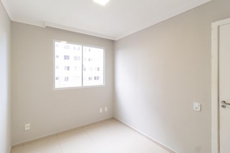 Quarto 2 de apartamento para alugar com 2 quartos, 42m² em Jardim Boa Vista (zona Oeste), Osasco