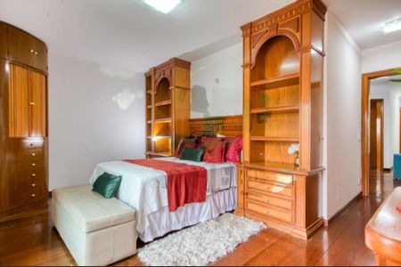 Apartamento à venda com 236m², 4 quartos e 3 vagas