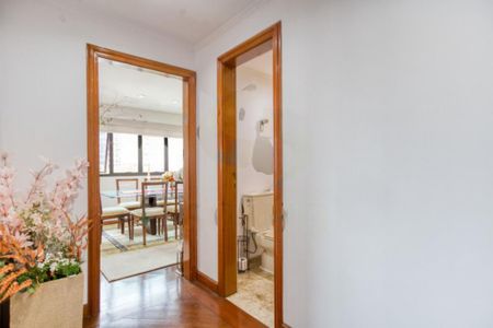 Apartamento à venda com 236m², 4 quartos e 3 vagas