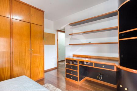 Apartamento à venda com 236m², 4 quartos e 3 vagas