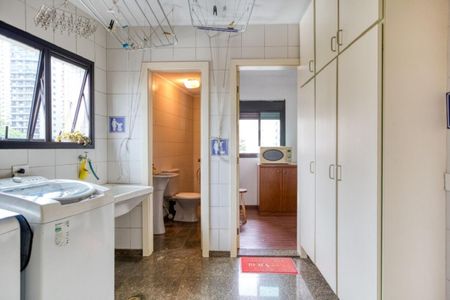 Apartamento à venda com 236m², 4 quartos e 3 vagas