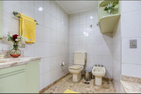 Apartamento à venda com 236m², 4 quartos e 3 vagas