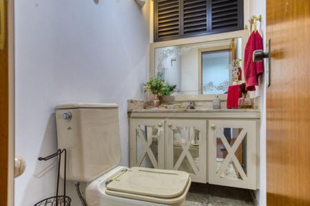 Apartamento à venda com 236m², 4 quartos e 3 vagas