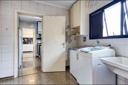 Apartamento à venda com 236m², 4 quartos e 3 vagas