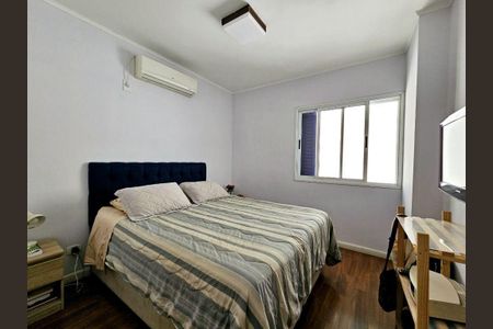 Casa à venda com 305m², 4 quartos e 3 vagas