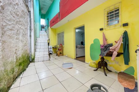 Casa à venda com 96m², 2 quartos e 3 vagas Casa à venda com 96m², 2 quartos e 3 vagasEntrada