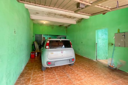 Casa à venda com 96m², 2 quartos e 3 vagas Casa à venda com 96m², 2 quartos e 3 vagasGaragem