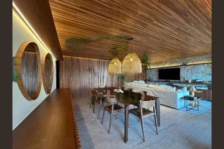 Apartamento à venda com 2 quartos, 176m² em Moema, São Paulo