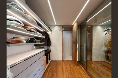Apartamento à venda com 2 quartos, 176m² em Moema, São Paulo