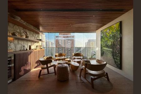 Apartamento à venda com 2 quartos, 176m² em Moema, São Paulo
