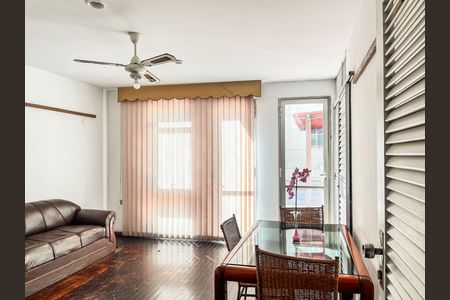 Apartamento à venda com 156m², 3 quartos e 1 vaga