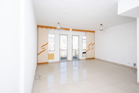 Apartamento à venda com 156m², 3 quartos e 1 vaga