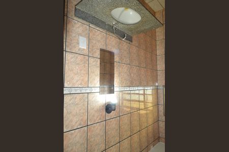 Casa para alugar com 300m², 4 quartos e 5 vagasBanheiro da Suíte 1