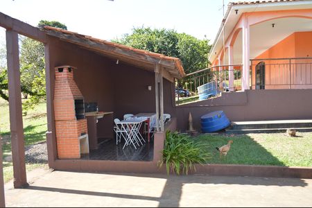 Casa para alugar com 300m², 4 quartos e 5 vagasChurrasqueira