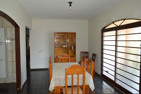 Sala de casa para alugar com 4 quartos, 300m² em Distrito de Bonfim Paulista, Ribeirão Preto