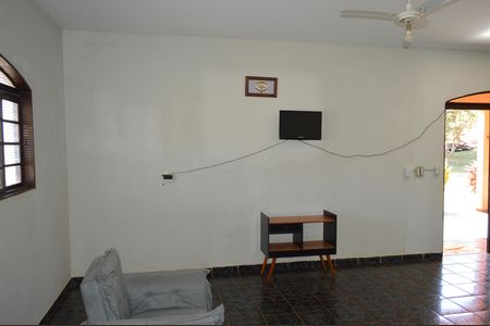 Casa para alugar com 300m², 4 quartos e 5 vagasSala