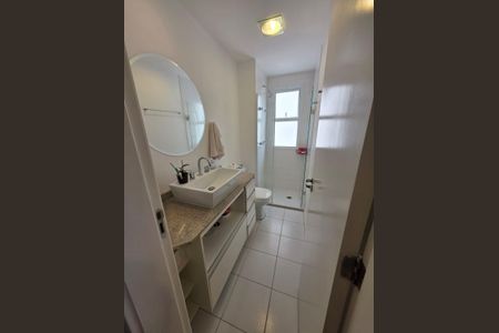 Apartamento à venda com 125m², 3 quartos e 2 vagas Apartamento à venda com 125m², 3 quartos e 2 vagasBanheiro