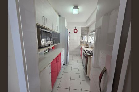 Apartamento à venda com 125m², 3 quartos e 2 vagas Apartamento à venda com 125m², 3 quartos e 2 vagasCozinha