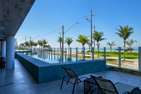 Apartamento para alugar com 200m², 3 quartos e 3 vagas Apartamento para alugar com 200m², 3 quartos e 3 vagasÁrea comum - Piscina