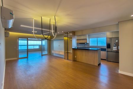Apartamento para alugar com 200m², 3 quartos e 3 vagas Apartamento para alugar com 200m², 3 quartos e 3 vagasSala principal