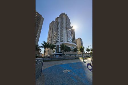 Apartamento para alugar com 200m², 3 quartos e 3 vagas Apartamento para alugar com 200m², 3 quartos e 3 vagasFachada