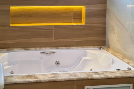 Apartamento para alugar com 200m², 3 quartos e 3 vagas Apartamento para alugar com 200m², 3 quartos e 3 vagasBanheiro da Suíte 2