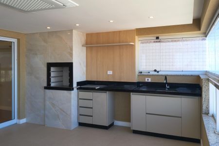 Apartamento para alugar com 200m², 3 quartos e 3 vagas Apartamento para alugar com 200m², 3 quartos e 3 vagasSacada principal
