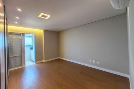 Apartamento para alugar com 200m², 3 quartos e 3 vagas Apartamento para alugar com 200m², 3 quartos e 3 vagasSuite 2