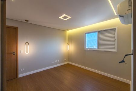 Apartamento para alugar com 200m², 3 quartos e 3 vagas Apartamento para alugar com 200m², 3 quartos e 3 vagasSuite 1