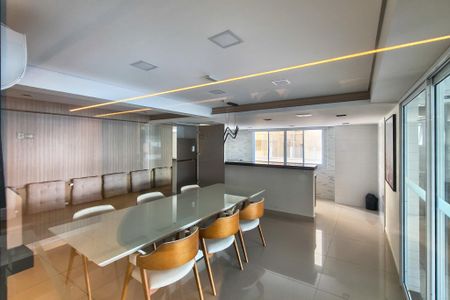 Apartamento para alugar com 200m², 3 quartos e 3 vagas Apartamento para alugar com 200m², 3 quartos e 3 vagasÁrea gourmet