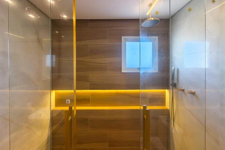 Apartamento para alugar com 200m², 3 quartos e 3 vagas Apartamento para alugar com 200m², 3 quartos e 3 vagasBanheiro da Suíte 1