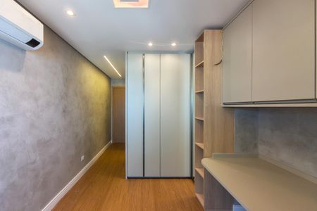 Apartamento para alugar com 200m², 3 quartos e 3 vagas Apartamento para alugar com 200m², 3 quartos e 3 vagasSuite 3