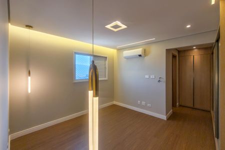 Apartamento para alugar com 200m², 3 quartos e 3 vagas Apartamento para alugar com 200m², 3 quartos e 3 vagasSuite 1