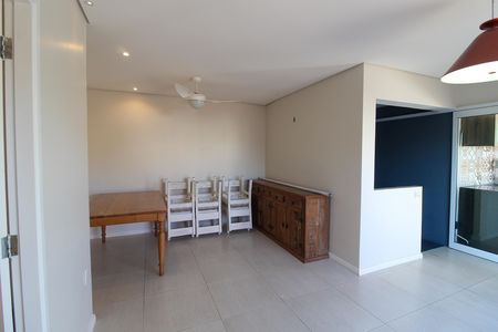 Apartamento à venda com 156m², 2 quartos e 3 vagas Apartamento à venda com 156m², 2 quartos e 3 vagasCobertura