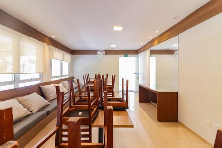 Apartamento à venda com 156m², 2 quartos e 3 vagas Apartamento à venda com 156m², 2 quartos e 3 vagasÁrea comum - Salão de festas