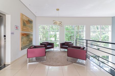 Apartamento à venda com 156m², 2 quartos e 3 vagas Apartamento à venda com 156m², 2 quartos e 3 vagasHall