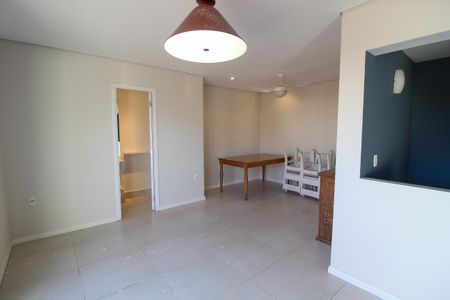 Apartamento à venda com 156m², 2 quartos e 3 vagas Apartamento à venda com 156m², 2 quartos e 3 vagasCobertura