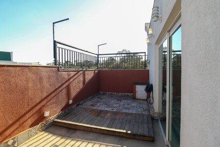 Apartamento à venda com 156m², 2 quartos e 3 vagas Apartamento à venda com 156m², 2 quartos e 3 vagasCobertura