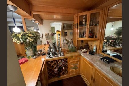Apartamento à venda com 193m², 4 quartos e 3 vagas