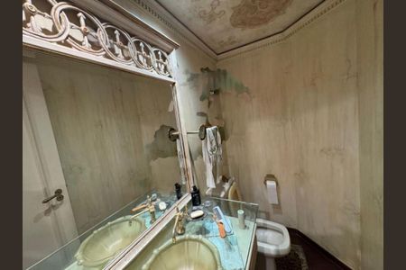 Apartamento à venda com 193m², 4 quartos e 3 vagas