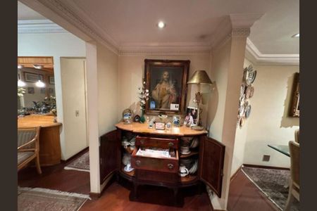 Apartamento à venda com 193m², 4 quartos e 3 vagas