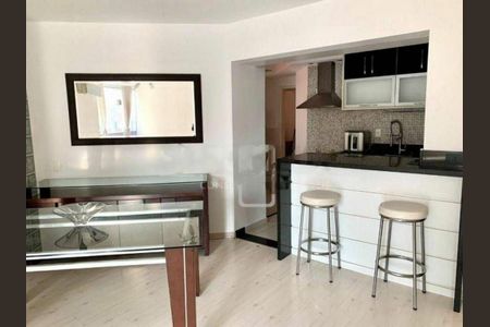 Apartamento à venda com 3 quartos, 105m² em Vila Olímpia, São Paulo