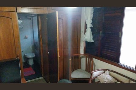 Casa à venda com 3 quartos, 220m² em Jardim Santa Helena, São Paulo